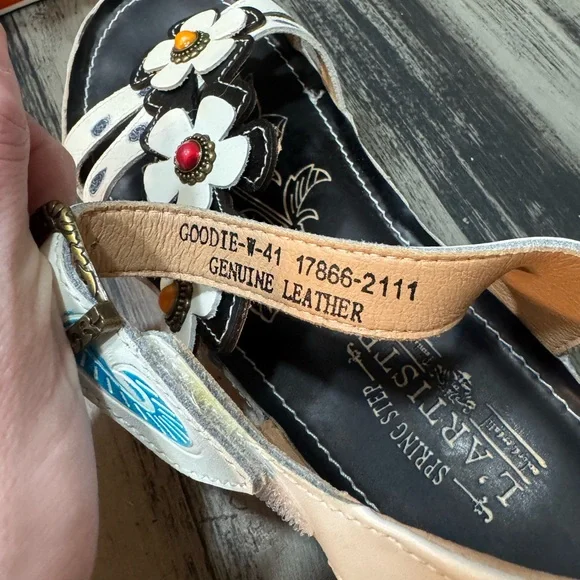 L'Artiste by Spring Step Women’s Goodie Ankle Strap Sandal With Floral Appliqué - Picture 6 of 16